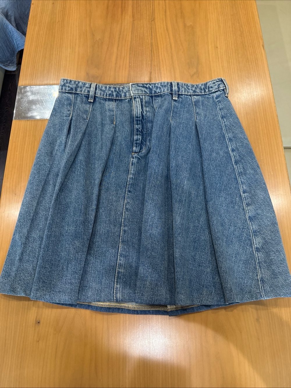 Zara Heavy Weight Denim Pleated Knee Length Skirt SZ L